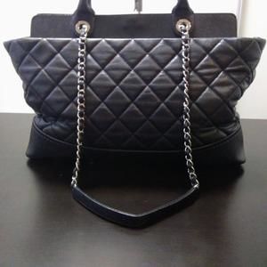 Chanel 2-Way Leather Matelasse Hand Bag Black